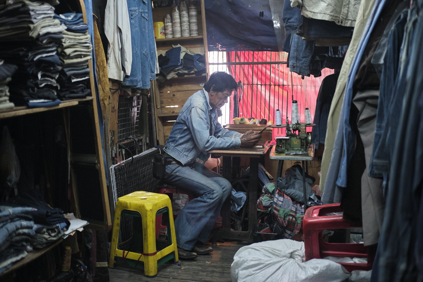 Porcupine Cafe Soi Ari Bangkok, Thailand - 52 Coffee Brews